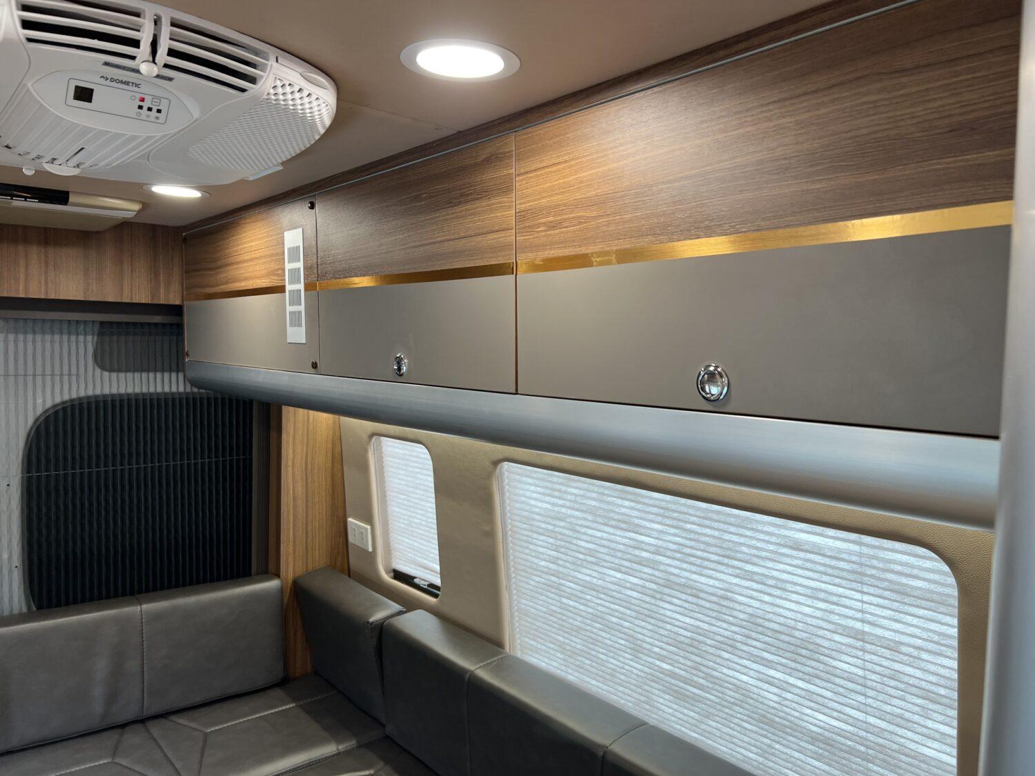 Xe Nhà Ở Di Động – Giải Pháp Cho Người Cần Di Chuyển Nhiều Và Muốn Làm Việc Chủ Động Mọi Lúc 4 Xe Nhà Ở Di Động – Giải Pháp Cho Người Cần Di Chuyển Nhiều Và Muốn Làm Việc Chủ Động Mọi Lúc