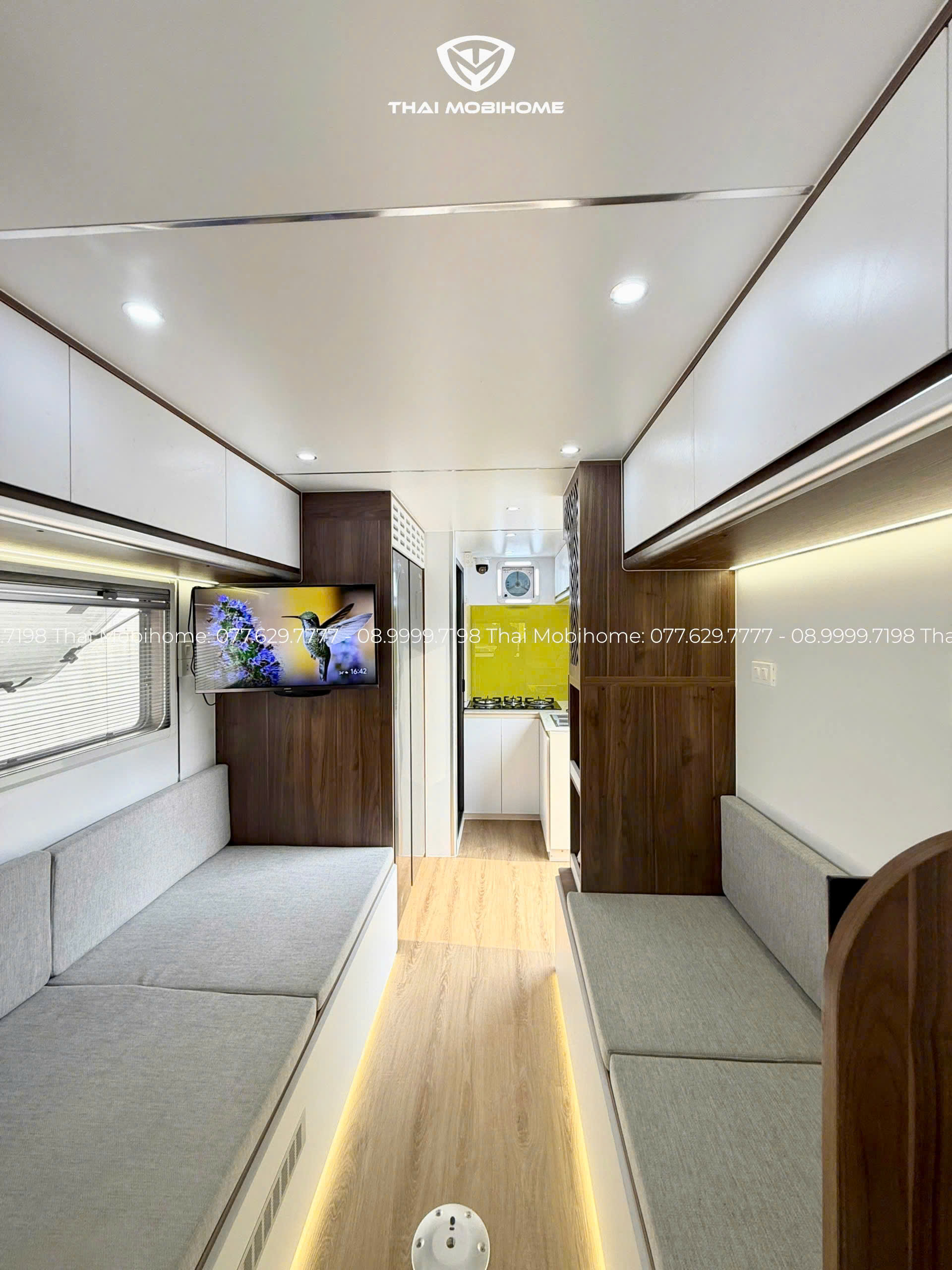 Xe Tải Mobihome 2,5 Tấn – Nhà Di Động Sau Dự Án Của Huấn Hoa Hồng